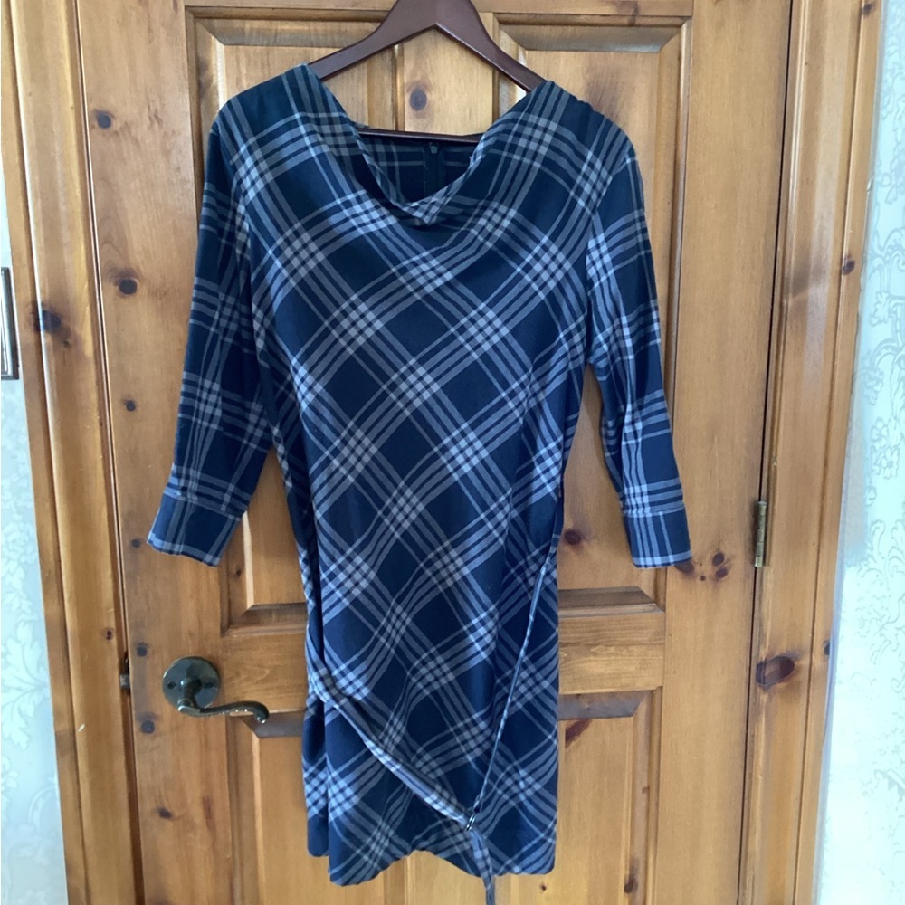 Banana Republic 100% cotton, Plaid Women's Dress, size 6